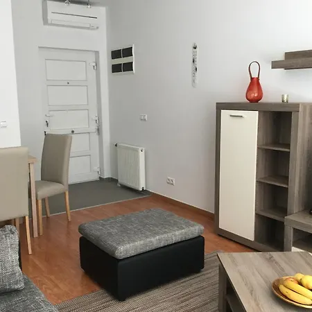 Appartement Adam's Apartment&free Parking