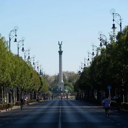 Adam's And Free Parking Budapest